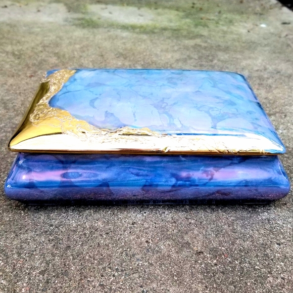 Vintage trinket box